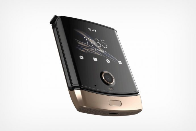 The 2019 Moto Razr looks even better in gold!