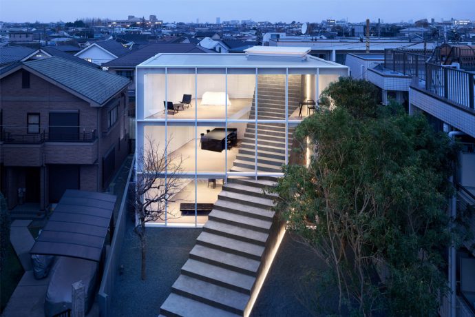Giant-Staircase_Nendo_house