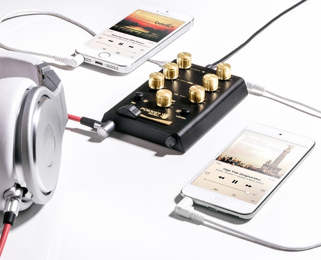 The Pokket Mixer lets you bust out DJ sets using two phones and music - Yanko