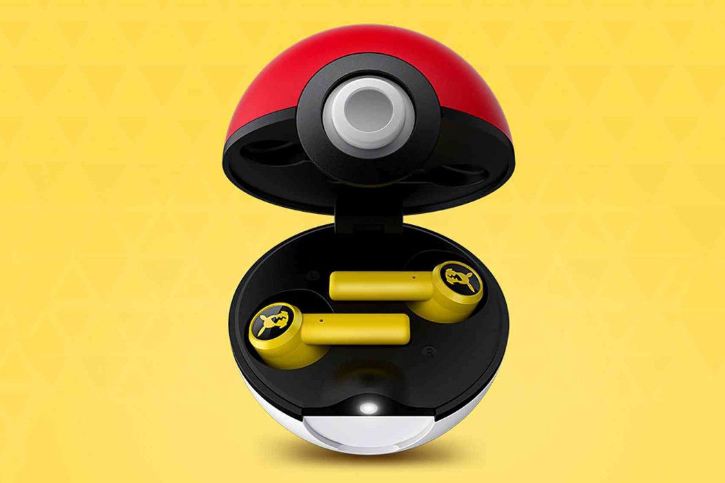 Razer S Limited Edition Pikachu Earbuds Come With A Pokeball Charging Case Yanko Design