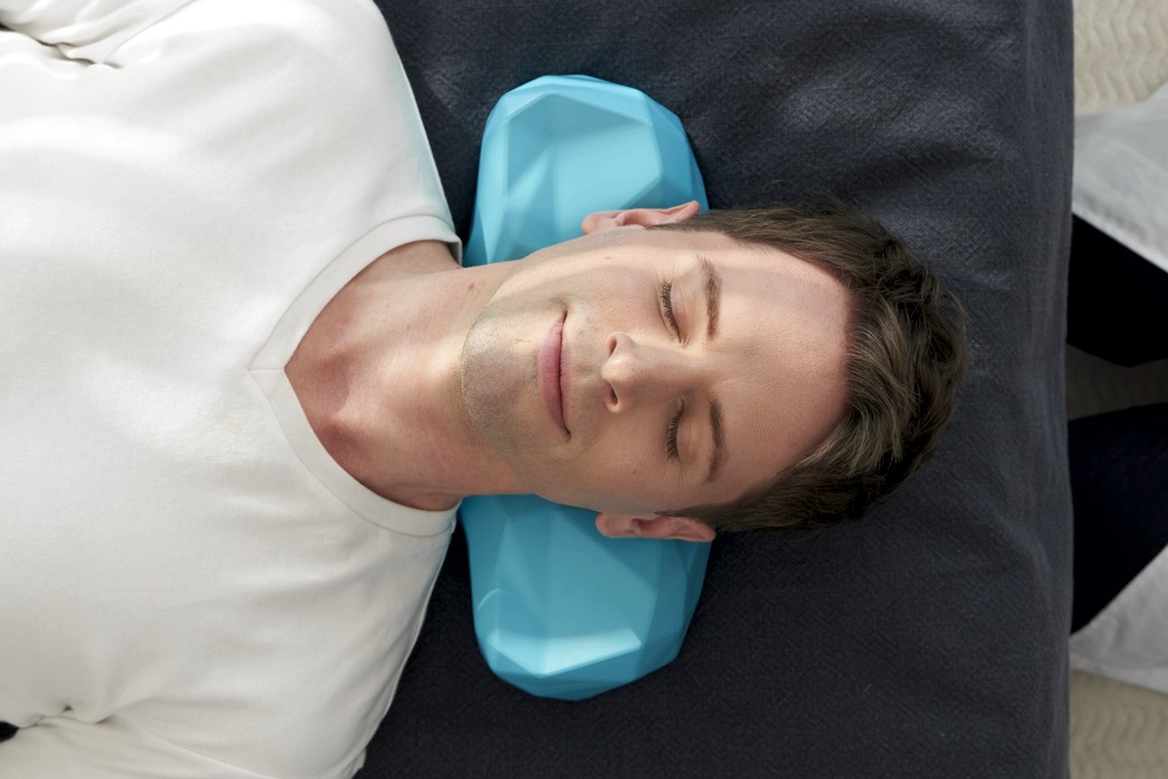 reverse cervical lordosis pillow