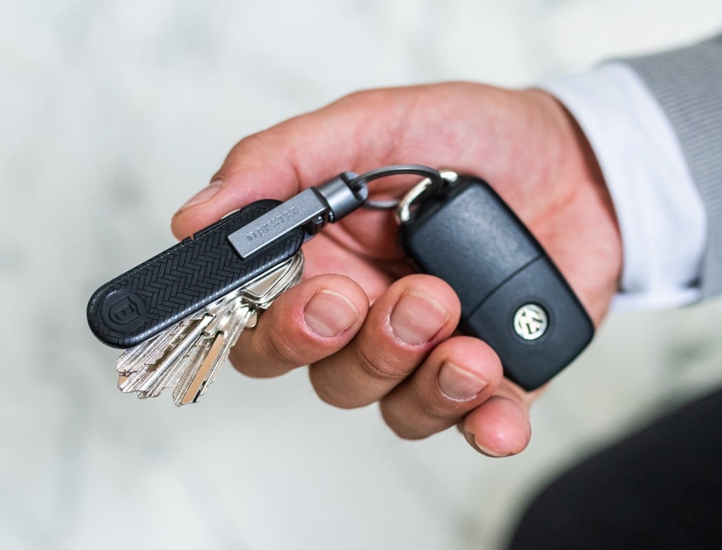 1Pc Car Smart Key Holder Keychain Anti Lost Wallet Clerk Bluetooth GPS Organizer 
