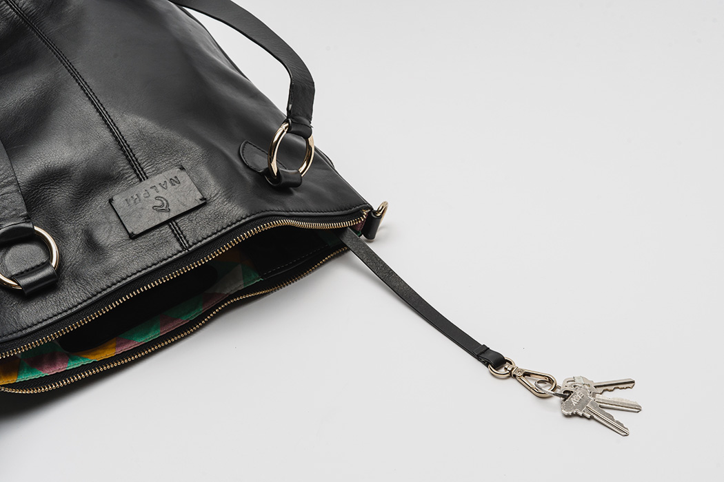 This smart bag with an automatic internal light will put your