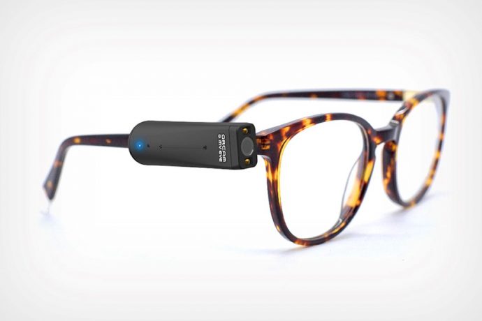 This assistive wearable AI camera reads any text that’s in front of you