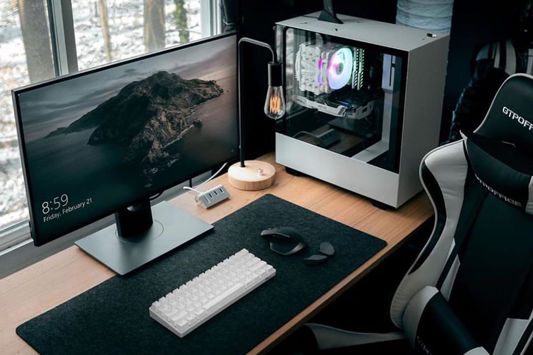 Nice White Vs Black Gaming Setup With Cozy Design