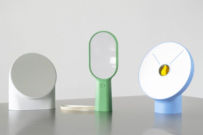 These 3 smart objects remind senior citizens to take pills, read without strain and stay connected!