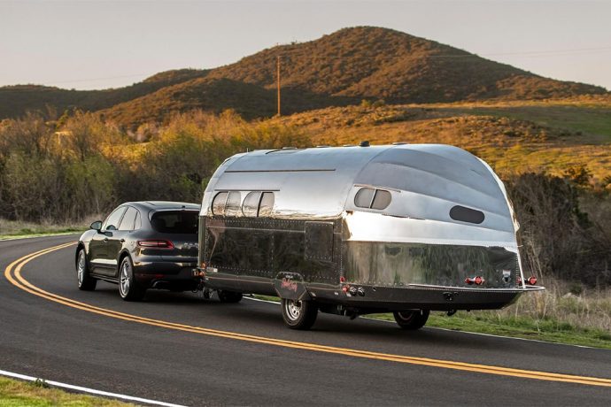 A luxury electric RV that was designed by an aircraft engineer for a zero-emissions trip!