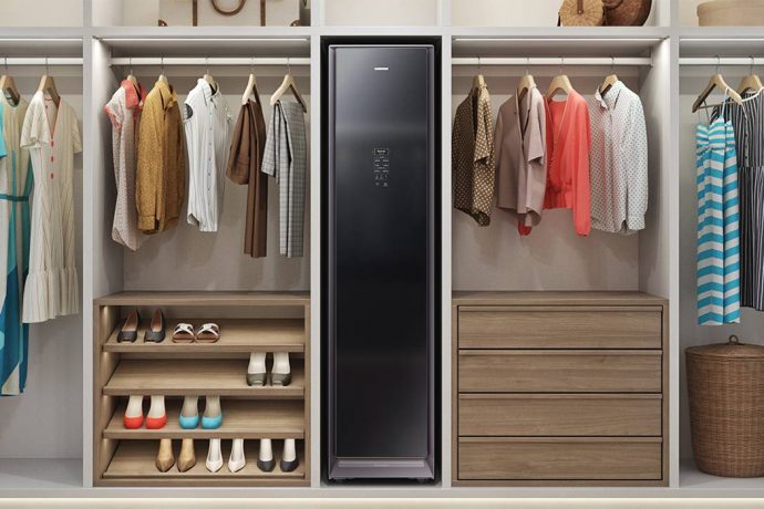 Samsung’s automatic dry cleaning wardrobe removes 99% bacteria and is finally on sale!