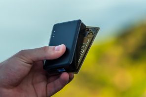 This credit card sized wireless SSD lets you carry your own cloud server in your pocket!
