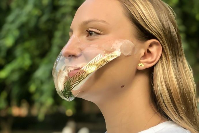 Ditch those dirty cloth masks, this reusable transparent face mask makes it easy to breathe 99% clean air