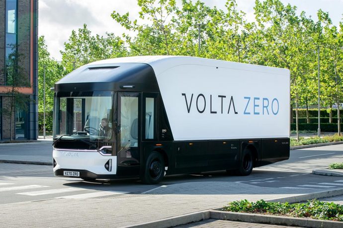 Europe’s first electric cargo bus is made from renewable biodegradable resins + flax fibers!