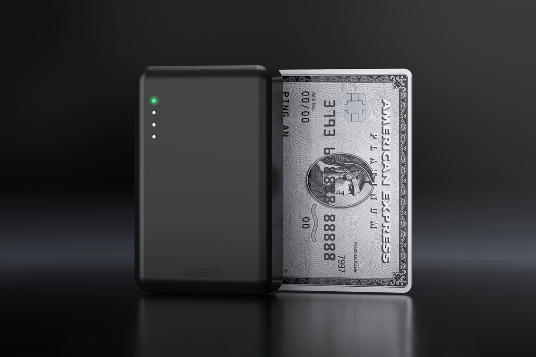 This credit card sized wireless SSD lets carry your own server in your - Yanko Design