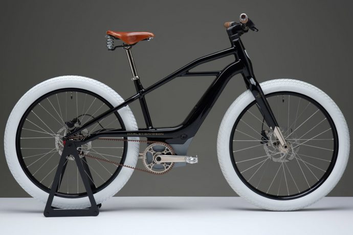 Harley-Davidson unveils a stunning e-bike that pays homage to their iconic 1903 design!