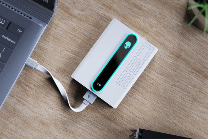 Alienware-inspired portable Solid-State Drive to carry with you its sleek gaming aesthetics