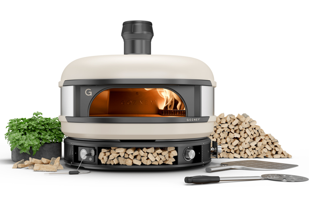 https://www.yankodesign.com/images/design_news/2020/10/wood-fired-outdoor-oven-with-digital-thermometer-steam-injector-is-tailor-made-for-pizza-lovers-backyard/Gozney-Dome-Oven_Outdoor-Oven_Yanko-Design_9.jpg
