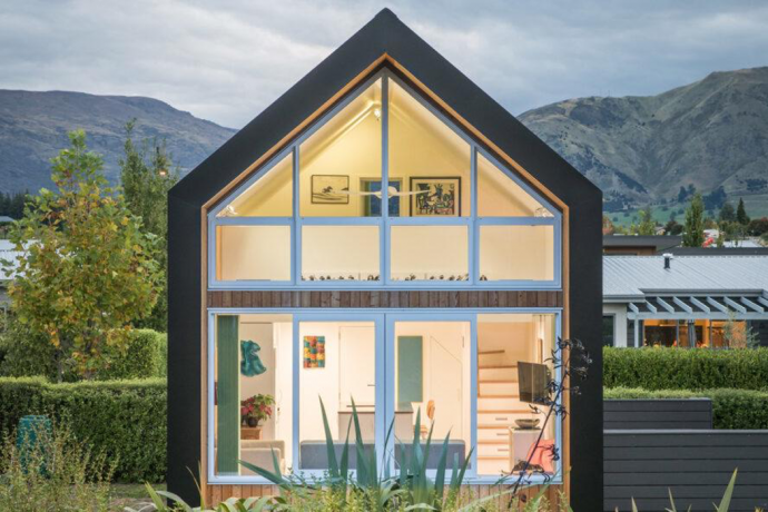 This award-winning tiny home uses Passive House construction methods to stay toasty warm in winter!
