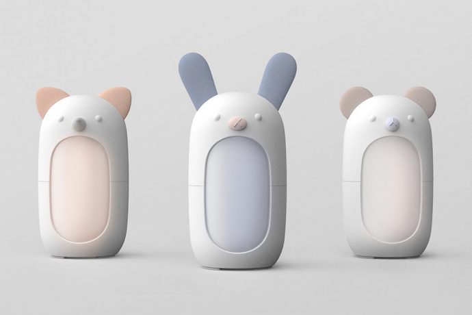 This aromatherapy diffuser’s interchangeable magnetic ears transform it into different animals!