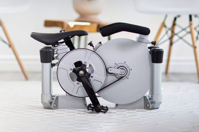 This sturdy yet portable pro exercise bike takes 1 minute to fold to the size of a carry-on bag!