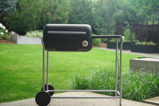 This modern indoor BBQ grill is inspired by the mechanism of an