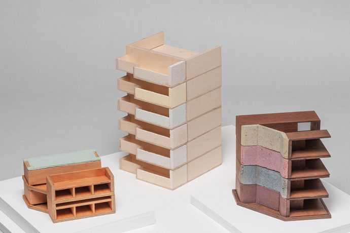 Seoul’s architecture gets immortalized with these desk trays!