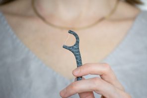 This biodegradable single-use dental flosser actually takes carbon OUT of the atmosphere