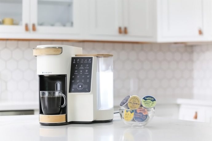 This coffee machine comes with biodegradable single-serve pods so you can ditch your Nespresso & Keurig
