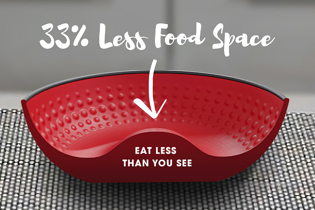 https://www.yankodesign.com/images/design_news/2021/03/this-food-bowls-clever-design-uses-science-and-psychology-to-help-you-achieve-portion-control/IGGI_effortless_weight_loss_and_calorie_cloaking.jpg