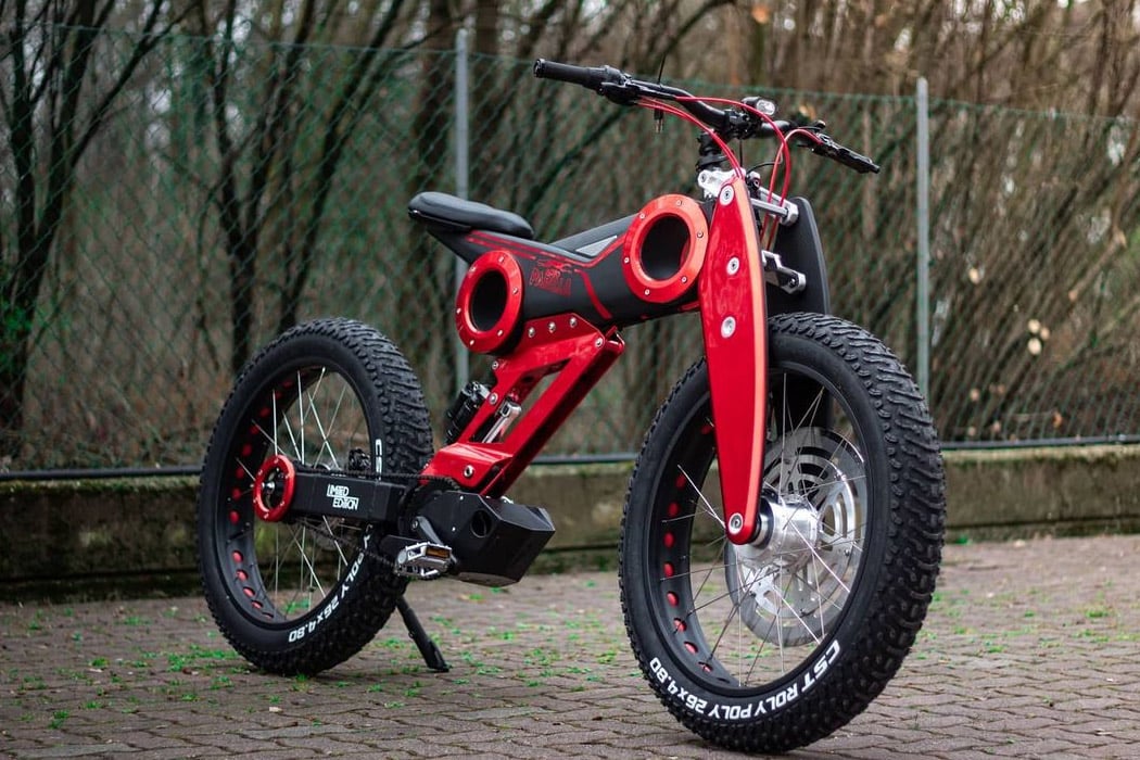This head-turning Italian bicycle looks like a dirt bike, but it's