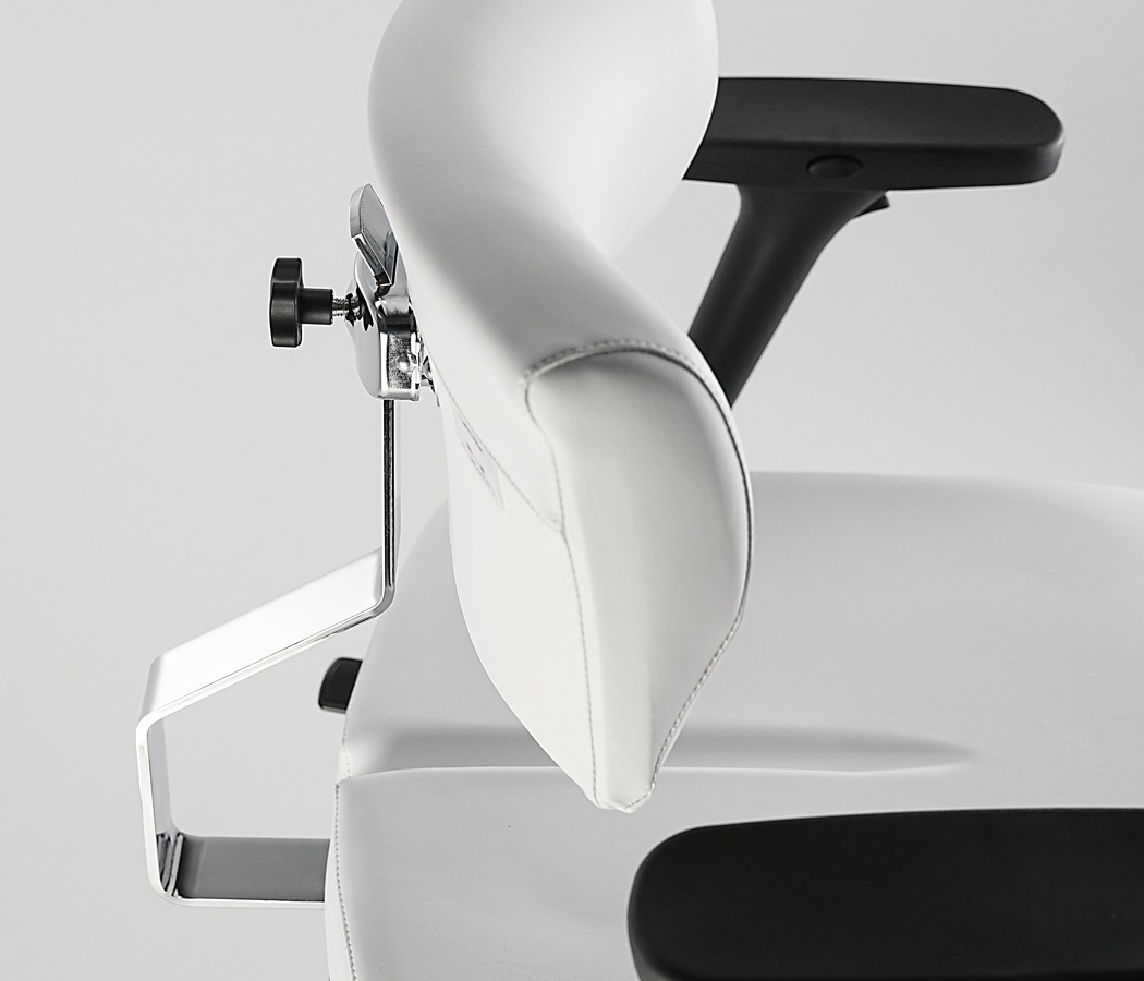 https://www.yankodesign.com/images/design_news/2021/03/this-shape-shifting-ergonomic-chair-was-designed-to-provide-the-best-work-from-home-seating-experience/Komfort_Chair_allows_free_adjustment_of_seat_tilt_and_depth_03.jpg