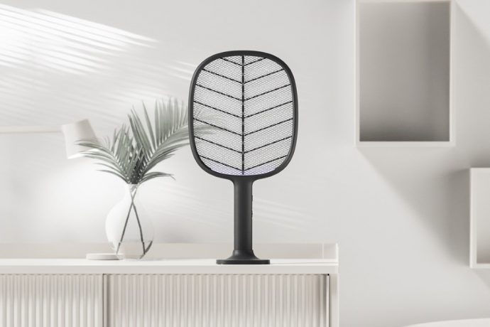 Elegant electric fly-swatter decorates your home with its organic leaf-inspired design