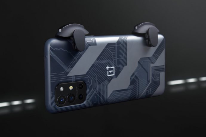 Oneplus’ $15 wireless Gaming Triggers turn your Android smartphone into a Nintendo Switch