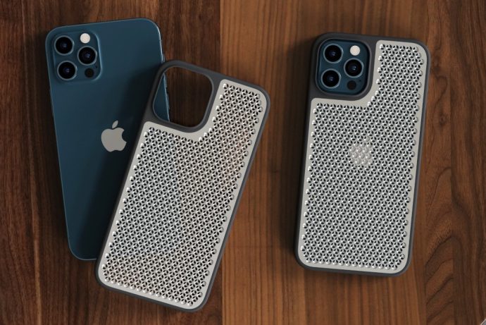 This iPhone case gives your smartphone the Apple Mac Pro ‘cheesegrater’ texture