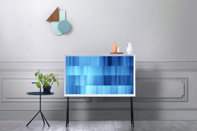 Samsung Serif TV gets an abstract screensaver filter to give you movie theater curtain vibe!