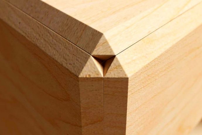 Wooden furniture designs with hidden details that are an upgrade to your usual MUJI pieces!