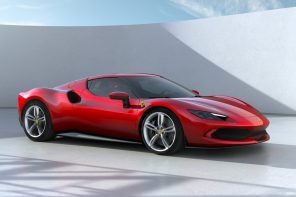 No, that isn’t a Tesla Roadster. It’s Ferrari’s new futuristic hybrid supercar!