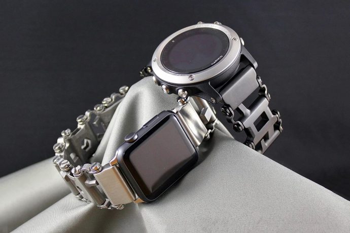 This nifty multitool watch-strap turns any smartwatch into the ultimate EDC toolkit