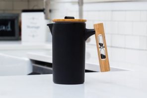 This French Press Coffee Maker has an hourglass built into its handle that lets you perfectly time your brew!