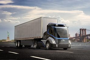 This 100% Hydrogen-powered autonomous road truck brings zero-emission transportation to freeways!