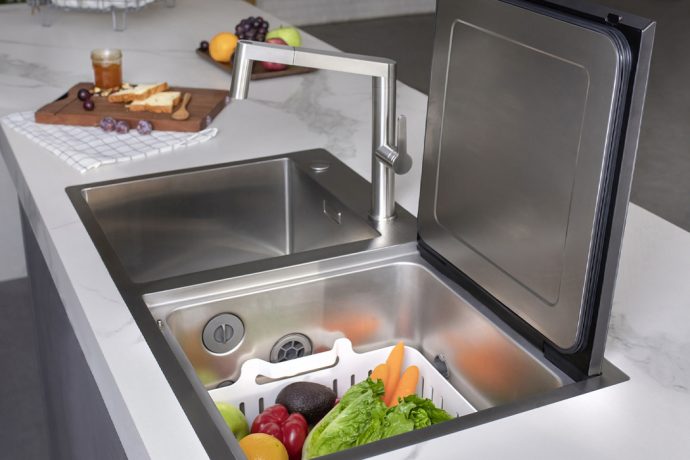 Sleek kitchen appliances that double as cleaning hacks so you can focus only on your chef dreams!
