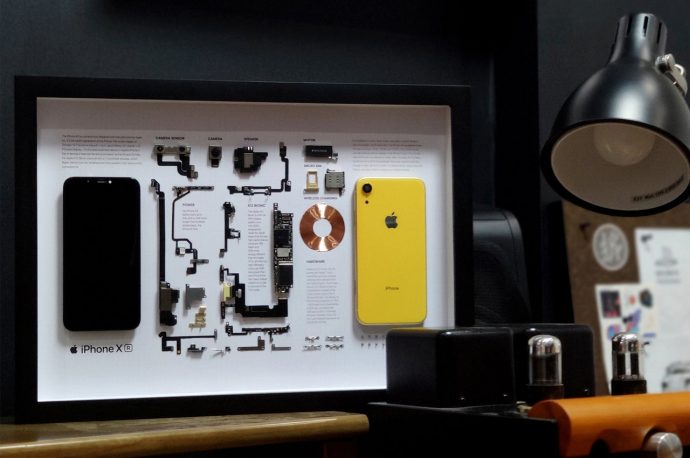 From Apple to Android, these framed disassembled smartphones make for a worthy designer gift!