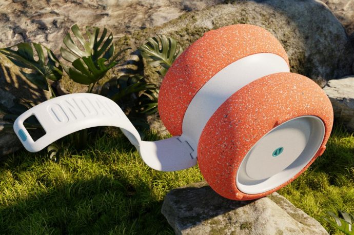 Wheelbarrow-inspired drinks-cooler is easy to pull around, and can float on water too!