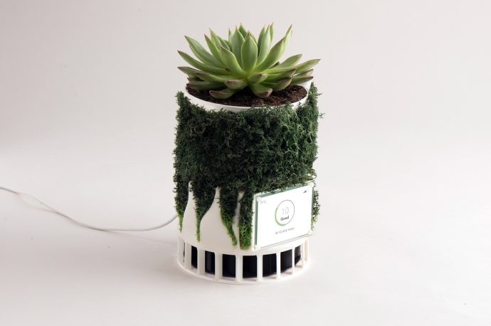 This biophilic air purifier uses 100% fully biodegradable filters to combat landfill waste!