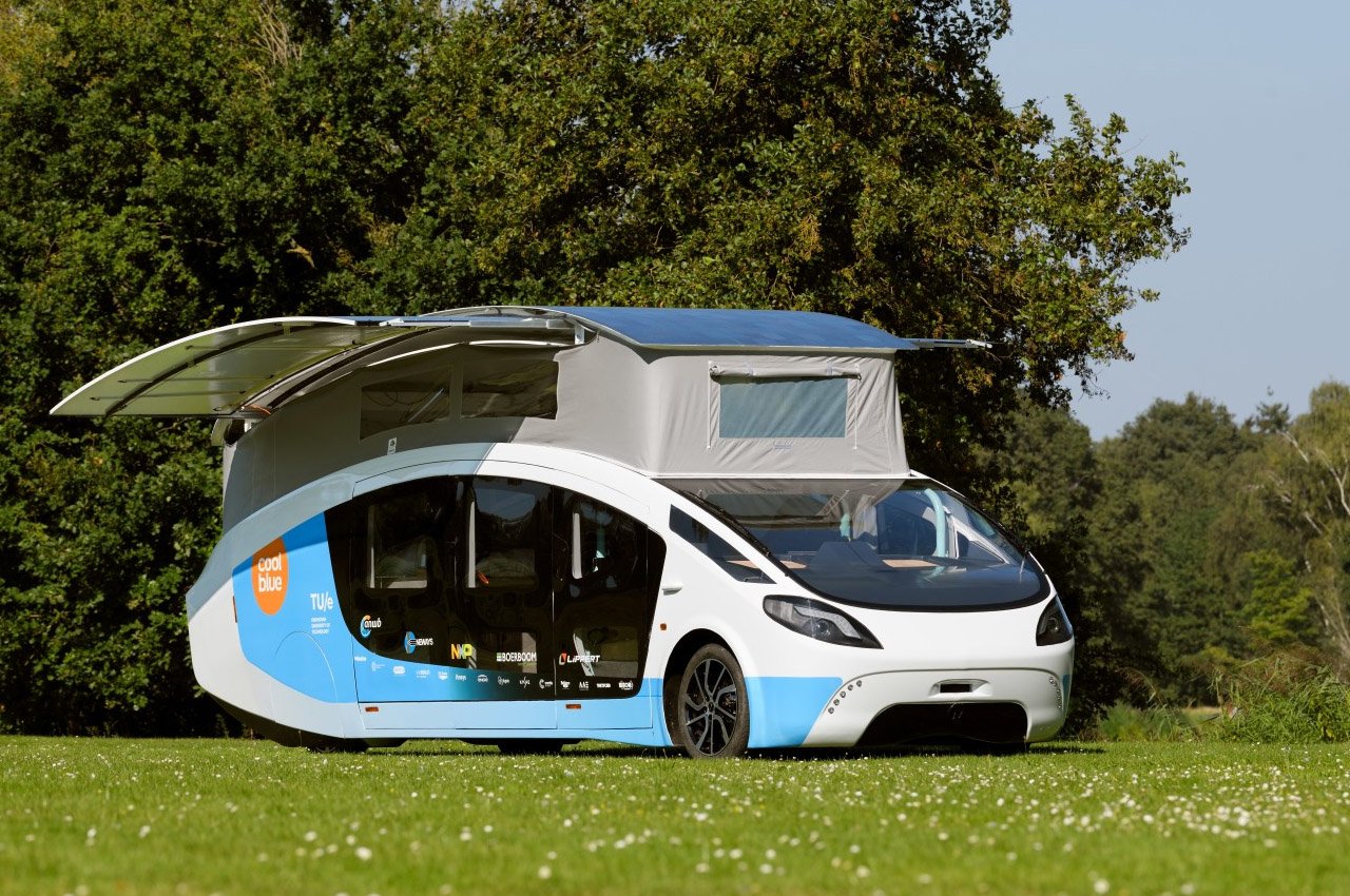 https://www.yankodesign.com/images/design_news/2021/09/this-purely-solar-powered-camper-is-all-set-for-a-3000-km-journey-through-europe/Stella-Vita-Solar-Powered-Camper-11.jpg