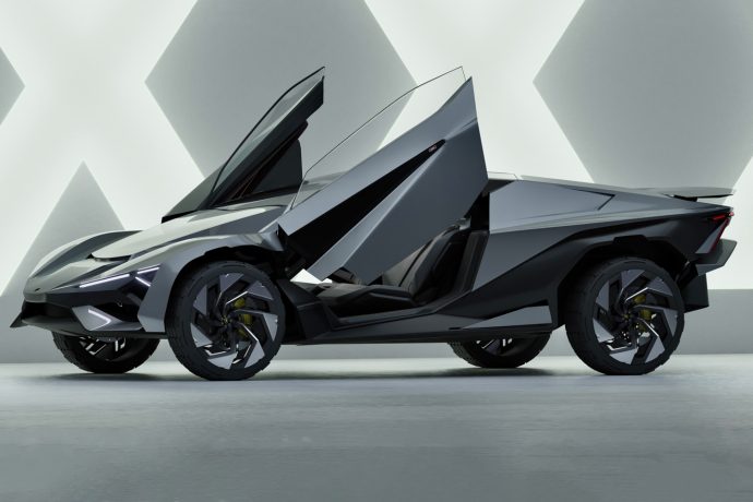 The outrageous Lamborghini Xeno concept looks like it would make regular hypercars run back to their mommies