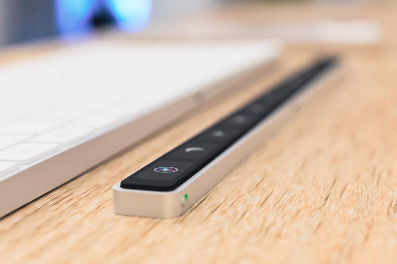 guld ungdomskriminalitet enkemand The MacBook Pro Touch Bar gets a second life as this portable, Apple-inspired  accessory - Yanko Design