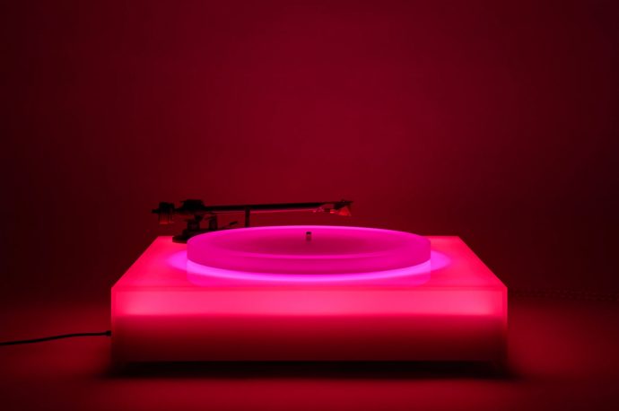Brian Eno’s limited edition turntable gives listeners a psychedelic experience through color-changing LEDs!