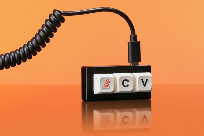 Stack Overflow ‘The Key’ Macropad makes copying and pasting tasks as simple as hitting one button