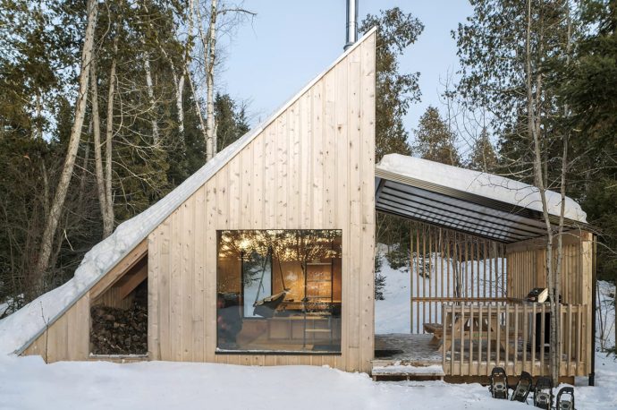 This minimal micro cabin is a serene shelter inspired by the A-frame chalets of the 1950s!