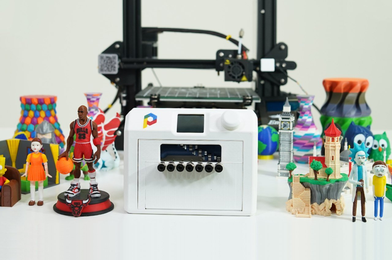 Want to turn your regular 3D printer into a multicolor 3D printer? This clever printer attachment could help Yanko Design