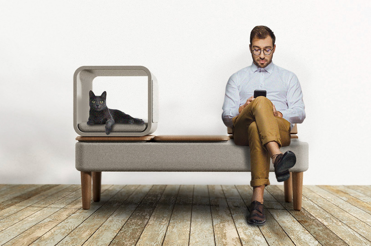 This cat couch features a folding mechanism that’s designed to keep living spaces fur free